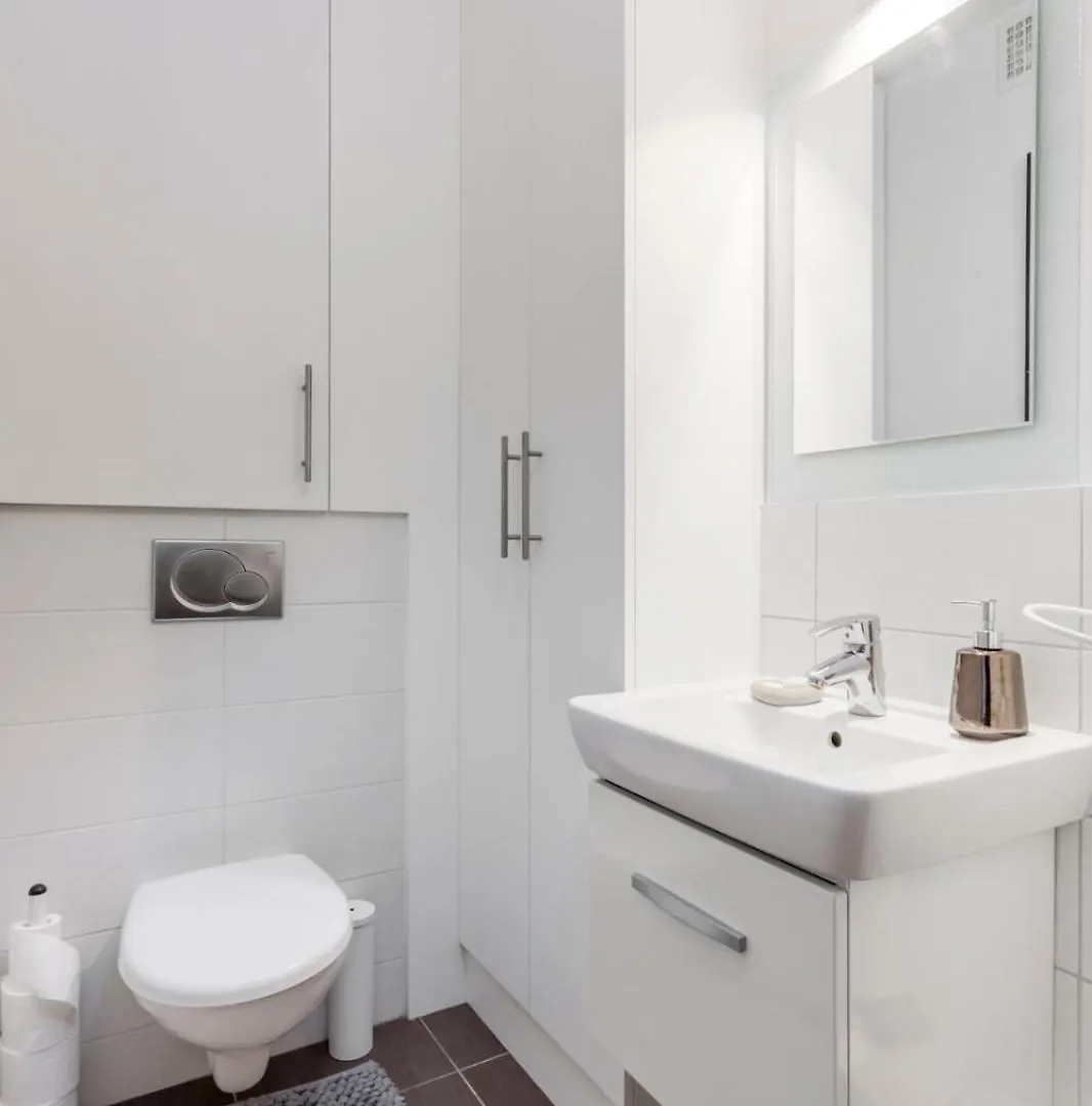 Apartment Calme Dans La Verdure 16e *